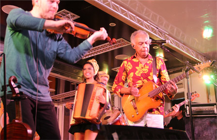 Cordestinos, Gilberto Gil and Lucy Alves concert